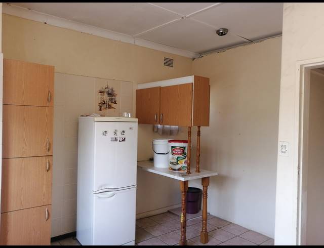 3 BEDROOM FREESTANDING FOR SALE IN STILFONTEIN EXT 3